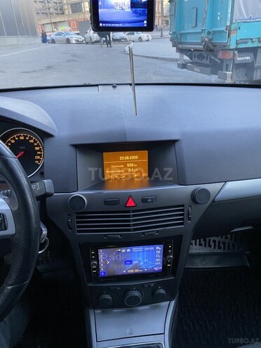 Opel Astra 2005, 259,000 km - 1.7 l - Bakı
