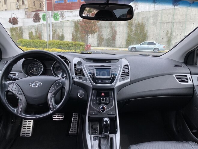 Hyundai Elantra 2014, 135,024 km - 2.0 l - Bakı