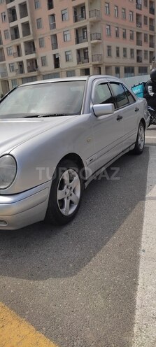 Mercedes E 200 1998, 470,000 km - 2.0 l - Sumqayıt