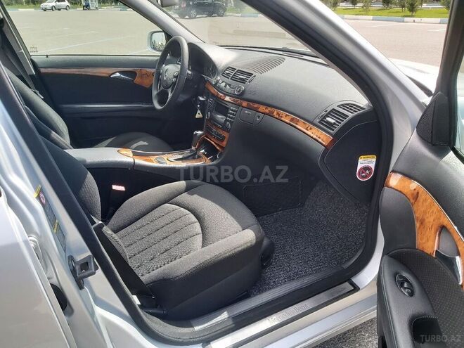 Mercedes E 220 2008, 264,000 km - 2.2 l - Sumqayıt