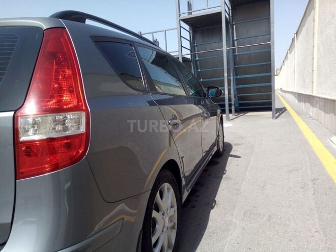 Hyundai i30 2011, 176,999 km - 1.4 l - Bakı