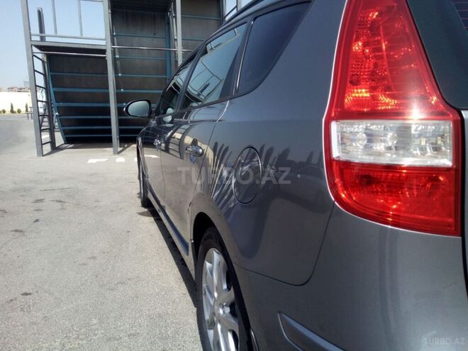 Hyundai i30 2011, 176,999 km - 1.4 l - Bakı
