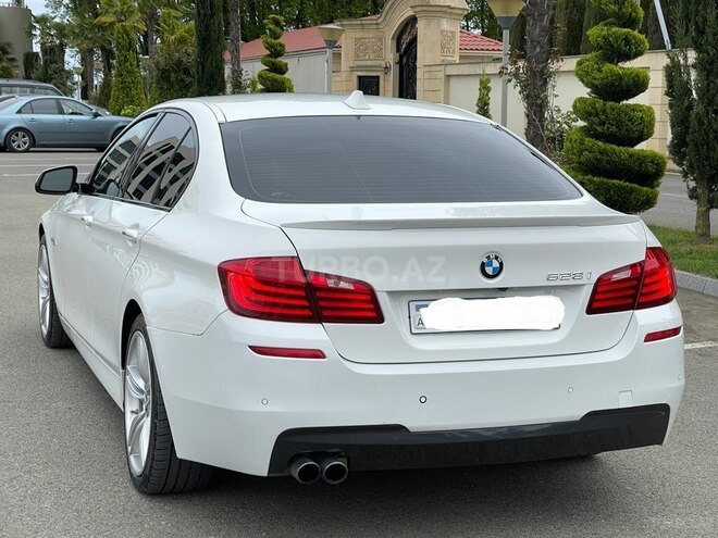 BMW 528 2014, 193,121 km - 2.0 l - Bakı