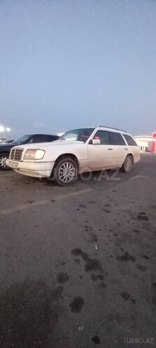 Mercedes E 300 1994, 423,654 km - 3.0 л - Xırdalan