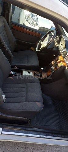 Mercedes E 300 1994, 423,654 km - 3.0 л - Xırdalan