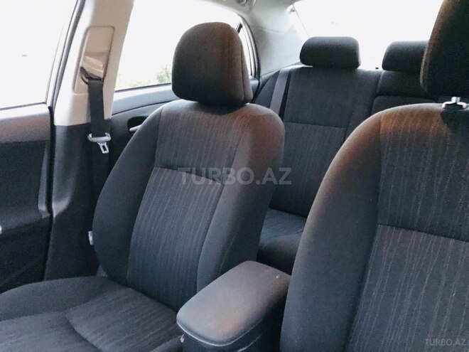 Toyota Corolla 2010, 193,187 km - 1.4 l - Bakı
