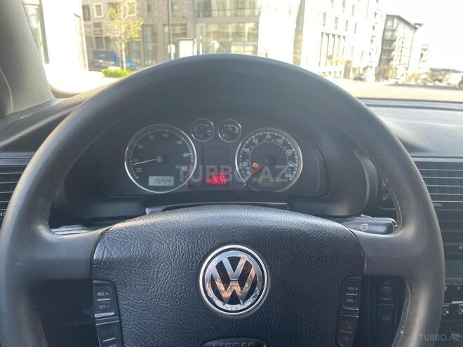Volkswagen Passat 2002, 328,000 km - 1.8 l - Bakı