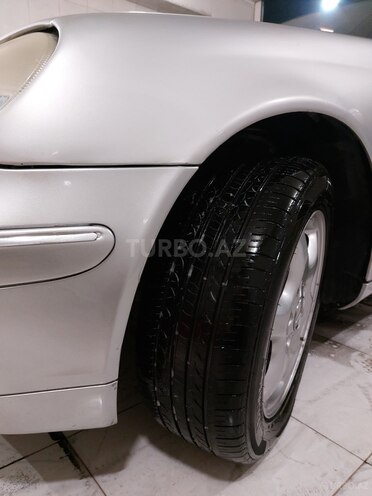 Mercedes C 200 2001, 395,000 km - 2.0 l - Bakı