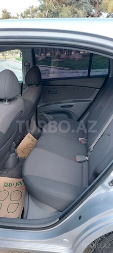 Kia Rio 2006, 129,000 km - 1.4 l - Bakı