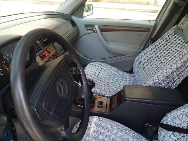 Mercedes C 180 1998, 357,000 km - 1.8 l - Bakı