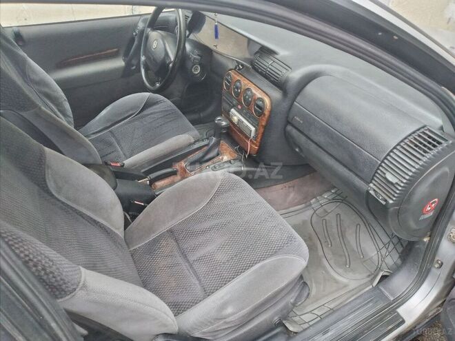 Opel Omega 1996, 235,680 km - 2.5 l - Bakı