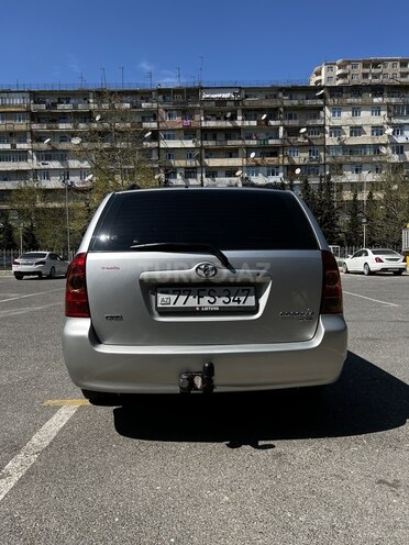 Toyota Corolla 2005, 244,000 km - 1.4 л - Bakı
