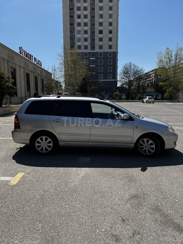 Toyota Corolla 2005, 244,000 km - 1.4 л - Bakı