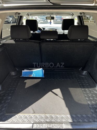 Toyota Corolla 2005, 244,000 km - 1.4 л - Bakı