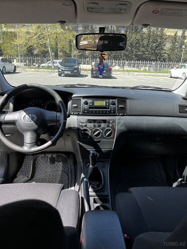 Toyota Corolla 2005, 244,000 km - 1.4 л - Bakı