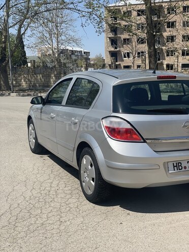 Opel Astra 2006, 230,000 km - 1.4 l - Gəncə