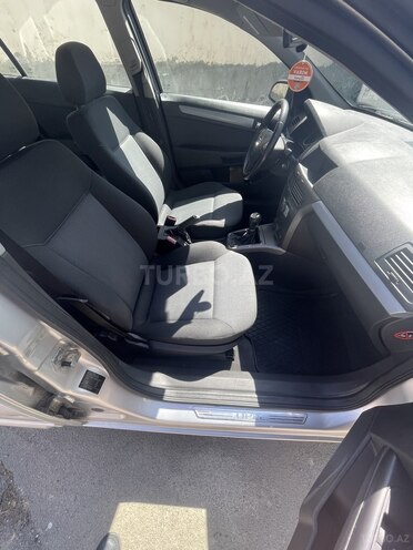 Opel Astra 2006, 230,000 km - 1.4 l - Gəncə