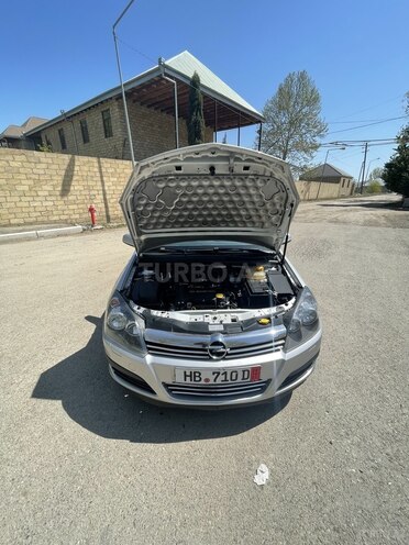 Opel Astra 2006, 230,000 km - 1.4 l - Gəncə