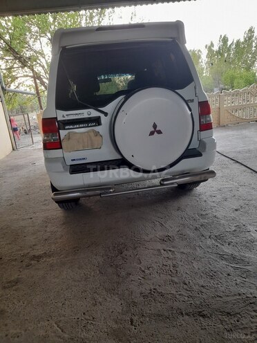 Mitsubishi Pajero io 2000, 444,870 km - 2.0 л - Mingəçevir