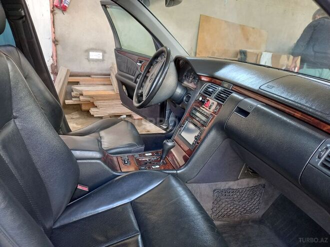 Mercedes E 240 1998, 400,000 km - 2.4 л - Bakı