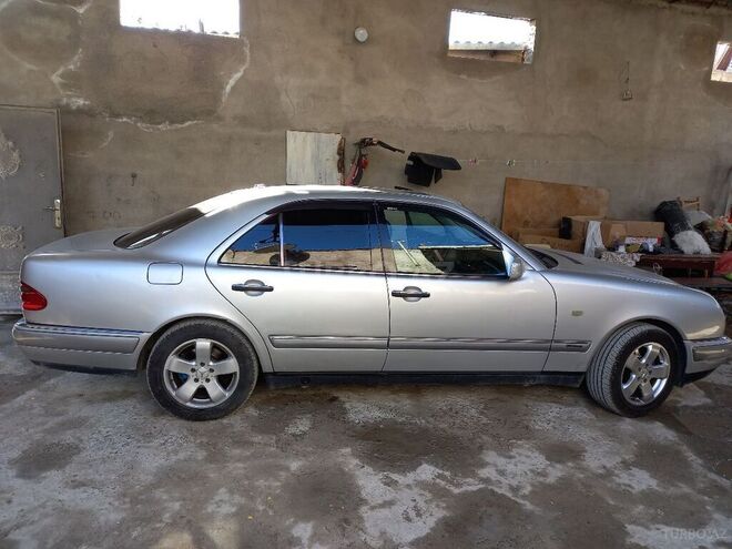 Mercedes E 240 1998, 400,000 km - 2.4 л - Bakı