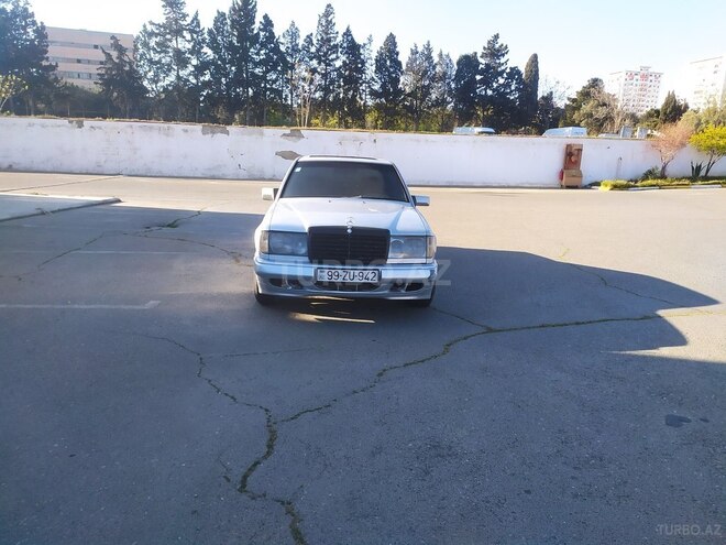 Mercedes E 250 1990, 802,006 km - 2.5 л - Bakı