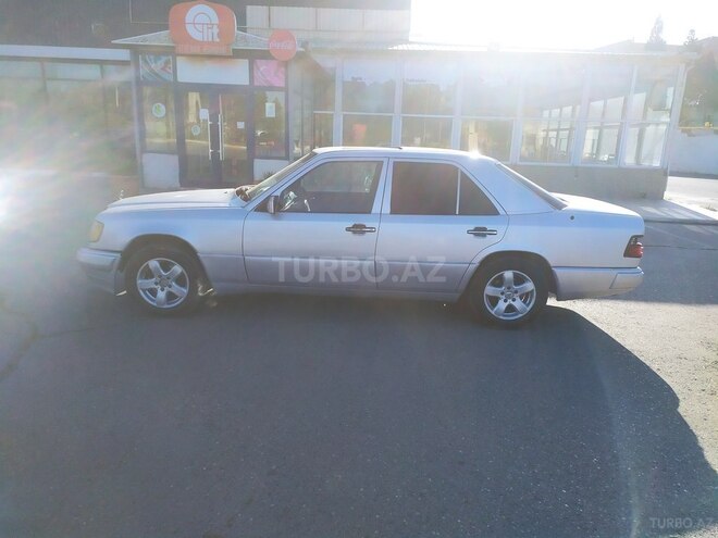 Mercedes E 250 1990, 802,006 km - 2.5 л - Bakı