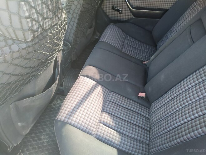 Mercedes E 250 1990, 802,006 km - 2.5 л - Bakı