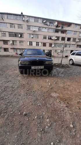 BMW 535 2001, 236,000 km - 3.5 л - Dəliməmmədli