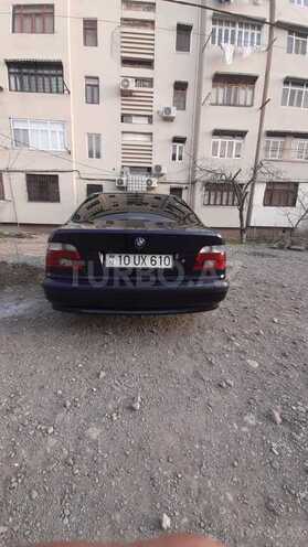BMW 535 2001, 236,000 km - 3.5 л - Dəliməmmədli
