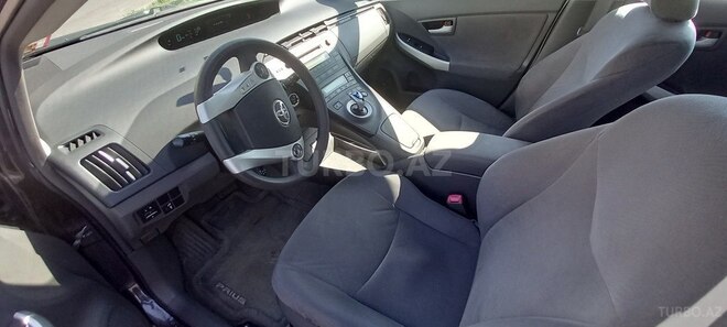 Toyota Prius V 2009, 130,000 km - 1.8 l - Bakı