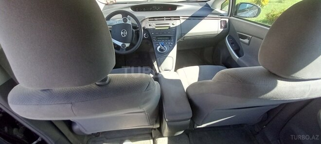 Toyota Prius V 2009, 130,000 km - 1.8 l - Bakı