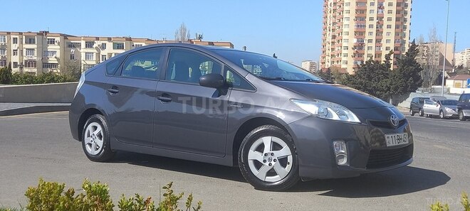 Toyota Prius V 2009, 130,000 km - 1.8 l - Bakı