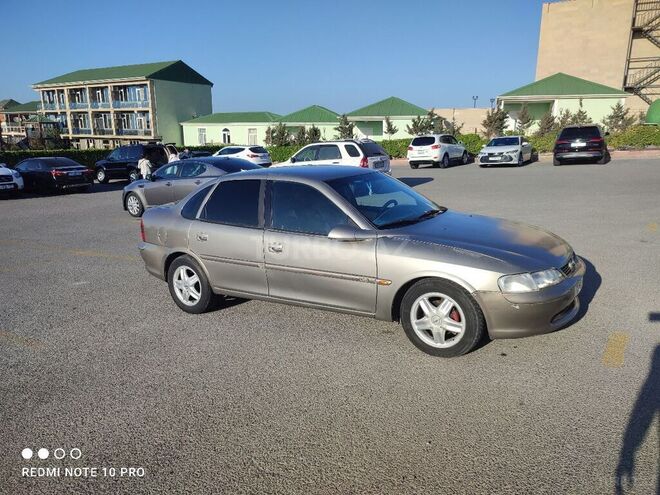 Opel Vectra 1996, 356,000 km - 1.8 l - Sumqayıt