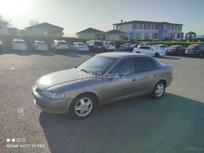 Opel Vectra 1996, 356,000 km - 1.8 l - Sumqayıt