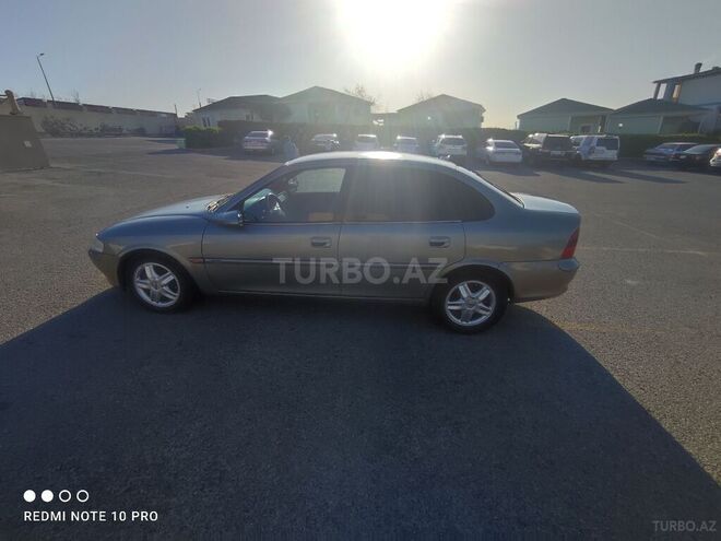 Opel Vectra 1996, 356,000 km - 1.8 l - Sumqayıt