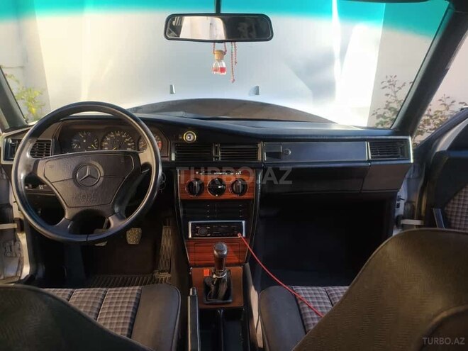 Mercedes 190 1992, 383,132 km - 2.0 l - Bakı