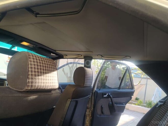 Mercedes 190 1992, 383,132 km - 2.0 l - Bakı