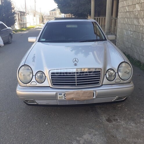Mercedes E 240 1998, 239,000 km - 2.4 l - Bakı