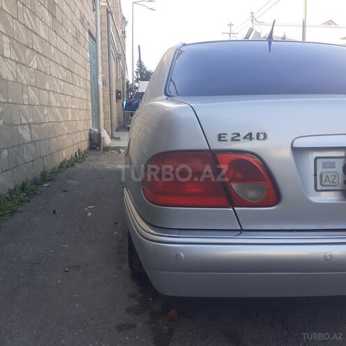 Mercedes E 240 1998, 239,000 km - 2.4 l - Bakı