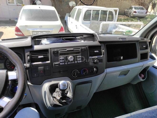 Ford Transit 2011, 250,000 km - 2.2 l - Bakı