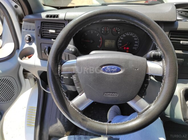 Ford Transit 2011, 250,000 km - 2.2 l - Bakı