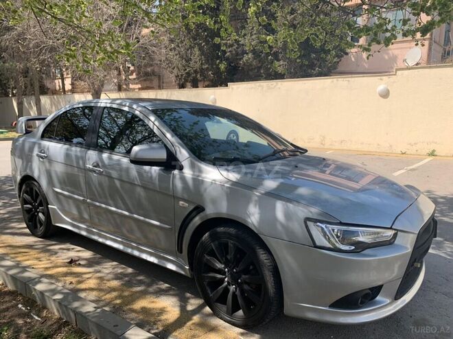 Mitsubishi Lancer 2008, 230,000 km - 2.0 l - Bakı
