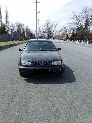 Opel Astra 1997, 123,456 km - 1.8 л - Qax