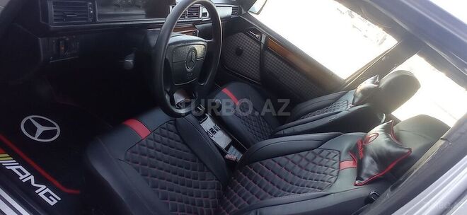 Mercedes E 220 1992, 254,200 km - 2.2 l - Bakı