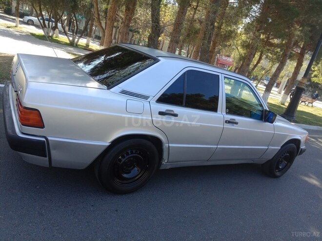 Mercedes 190 1991, 320,000 km - 1.8 л - Sumqayıt
