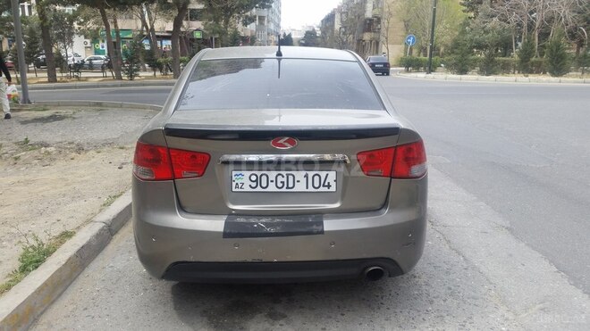Kia Cerato 2009, 427,492 km - 2.0 l - Bakı