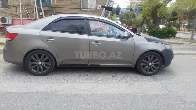 Kia Cerato 2009, 427,492 km - 2.0 l - Bakı