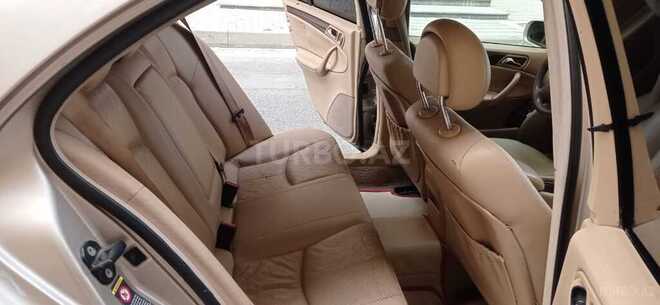 Mercedes C 240 2000, 260,000 km - 2.6 л - Bakı