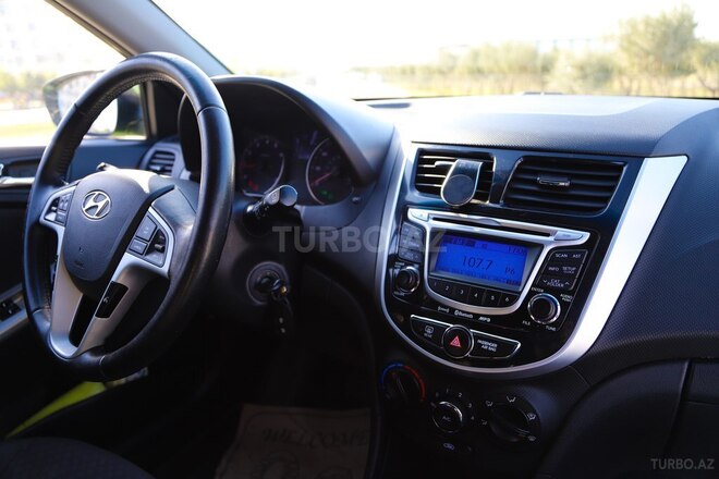 Hyundai Accent 2012, 154,497 km - 1.6 l - Bakı
